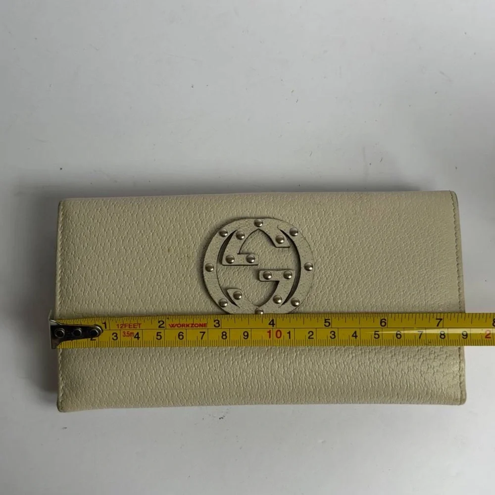 Gucci Soho Studded GG Logo Creamy White Leather Continental Wallet - Picture 8 of 13
